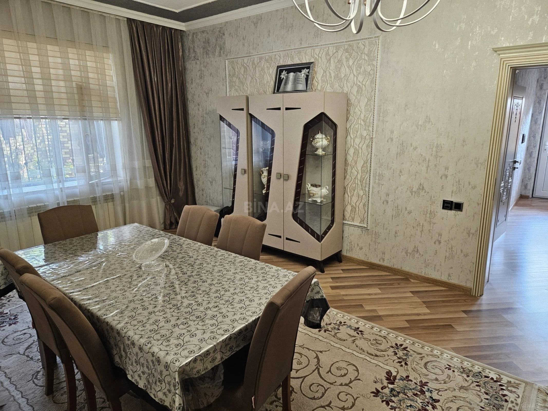 Satılır 4 otaqlı həyət evi 190 m²