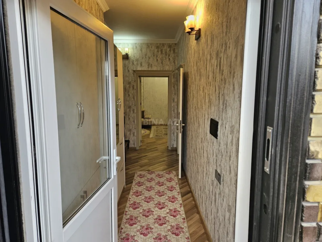 Satılır 4 otaqlı həyət evi 190 m²