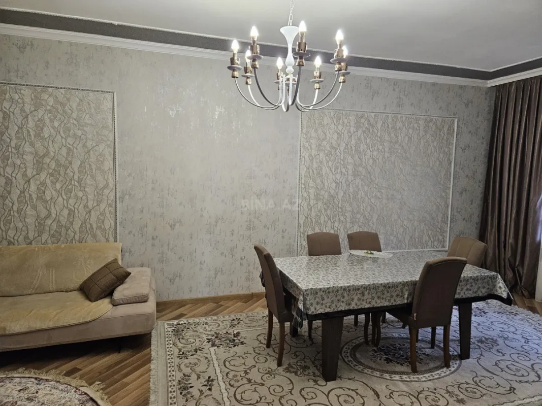 Satılır 4 otaqlı həyət evi 190 m²