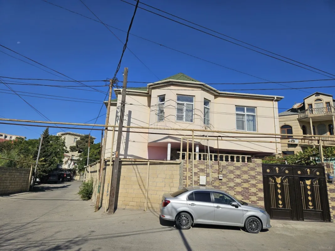 Satılır 4 otaqlı həyət evi 190 m²