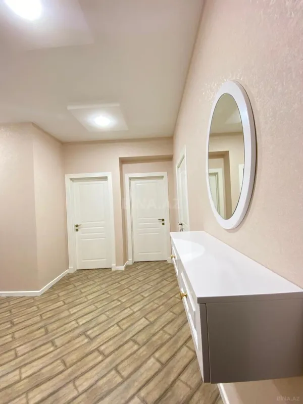 Kirayə verilir 3 otaqlı mənzil 94 m²