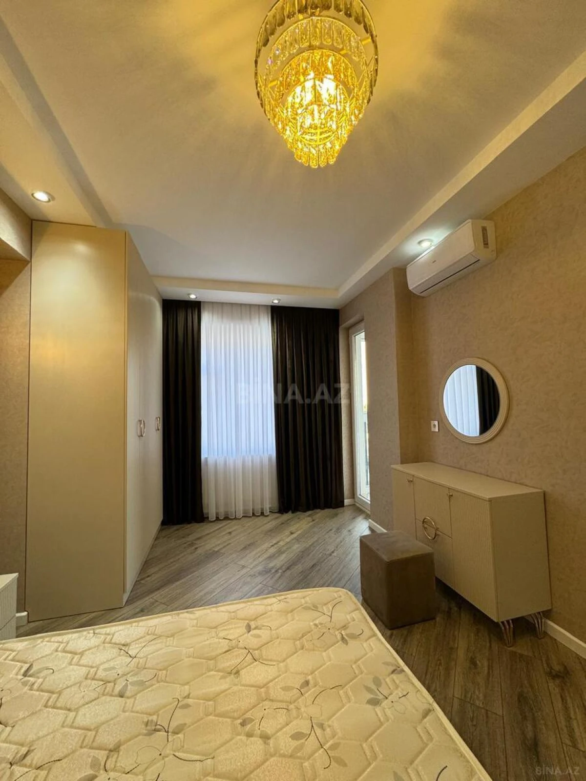 Kirayə verilir 3 otaqlı mənzil 94 m²