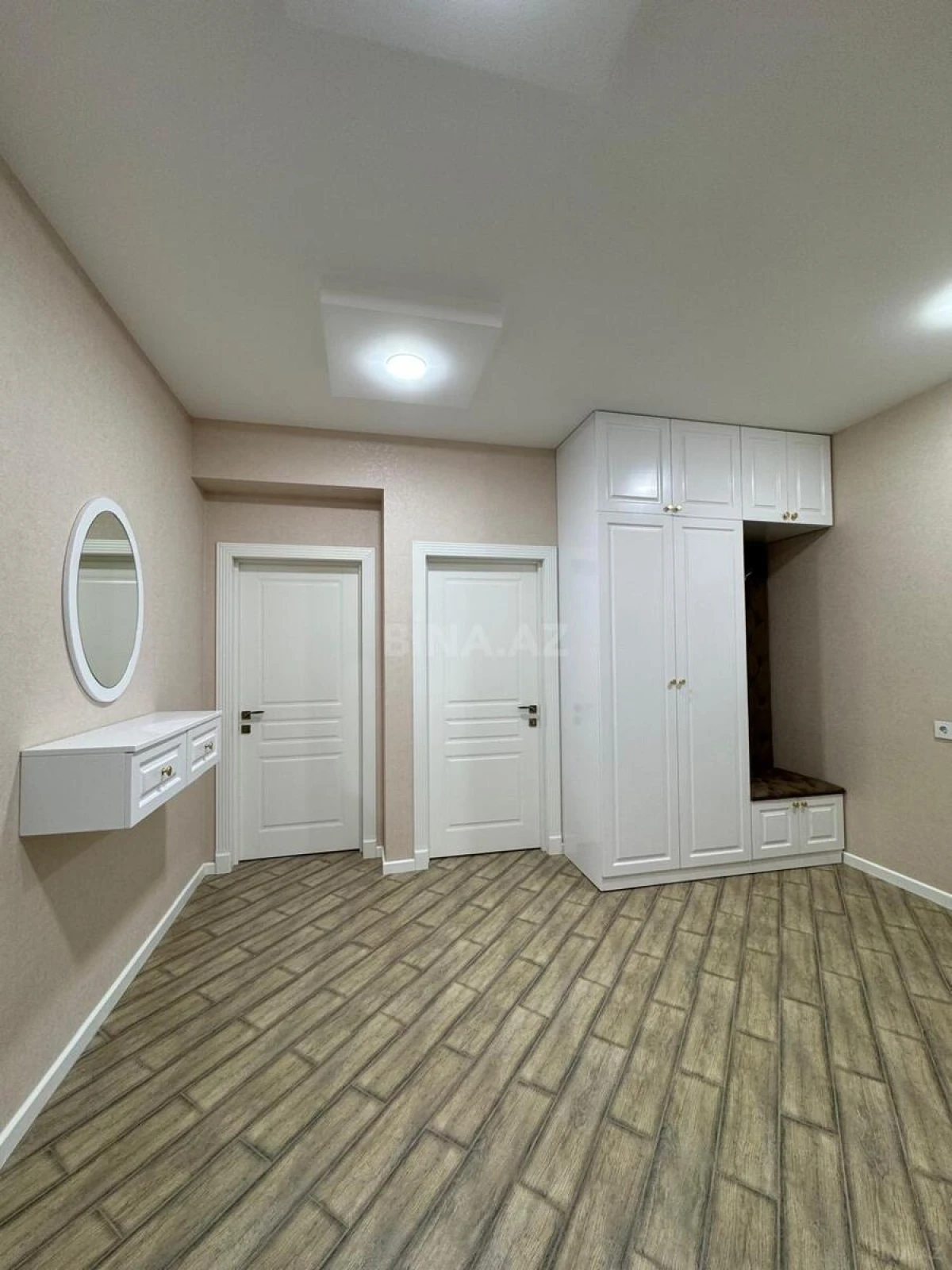 Kirayə verilir 3 otaqlı mənzil 94 m²