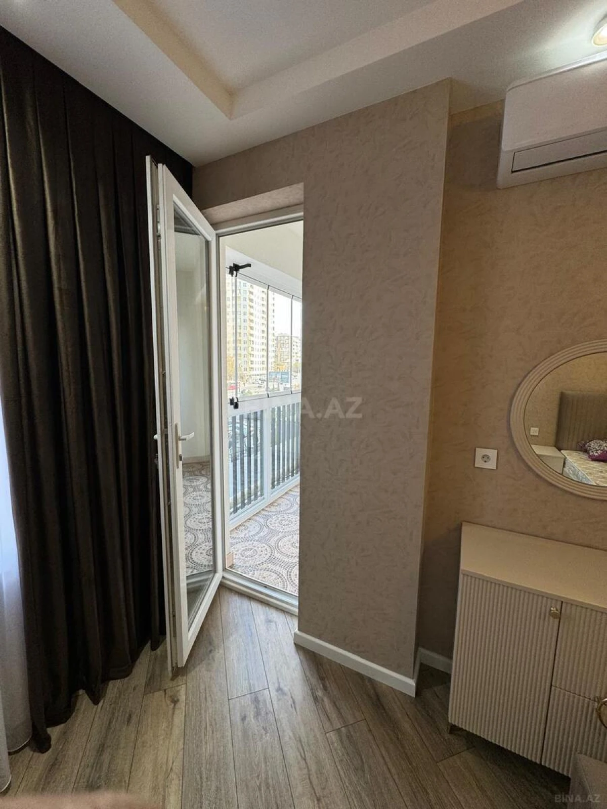 Kirayə verilir 3 otaqlı mənzil 94 m²
