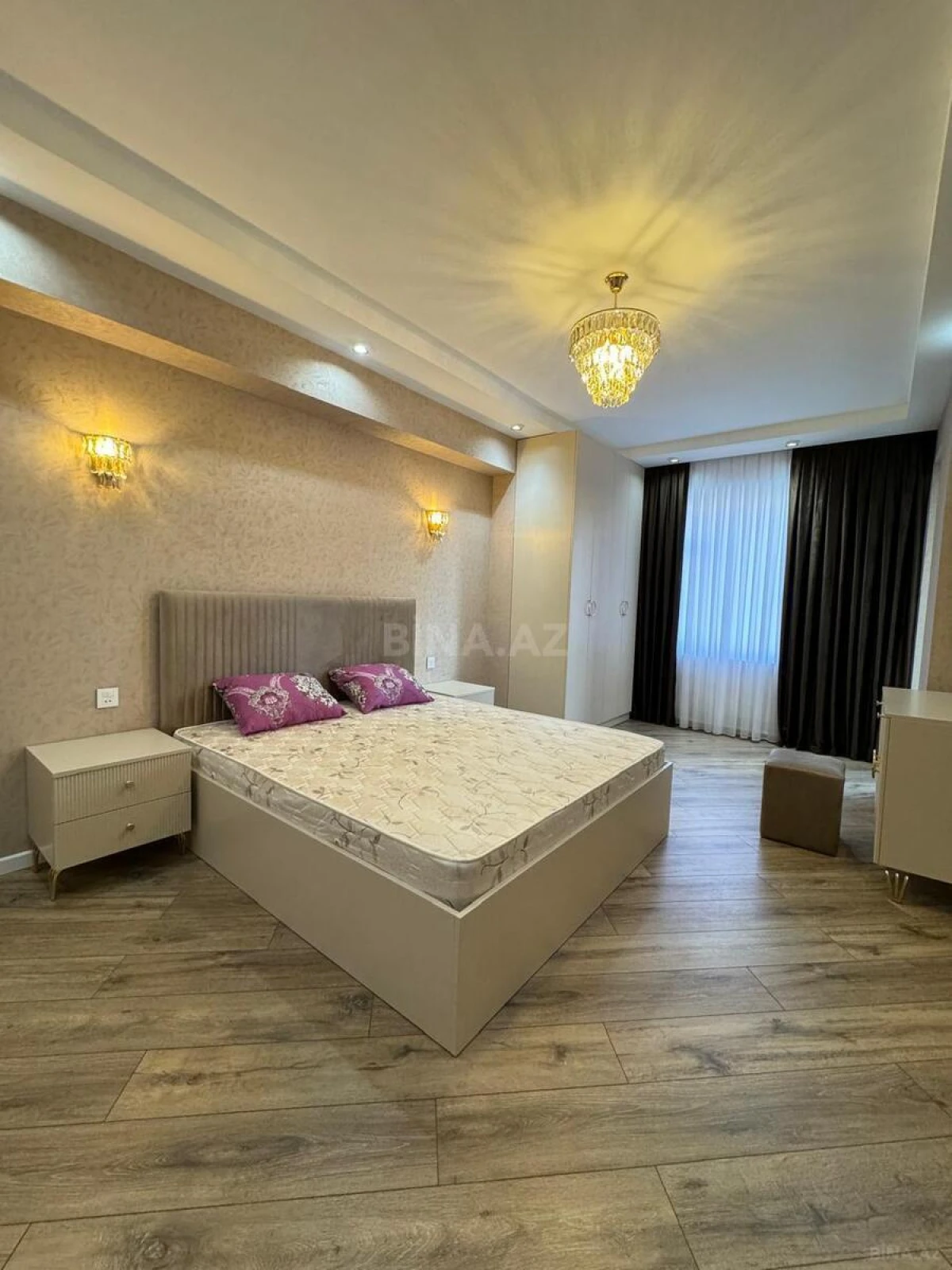 Kirayə verilir 3 otaqlı mənzil 94 m²