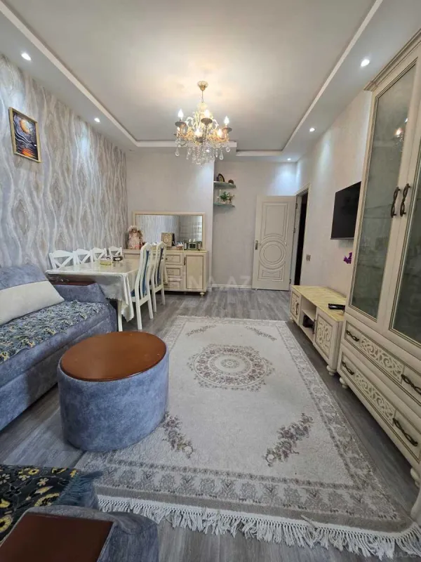 Satılır 2 otaqlı mənzil 62 m²