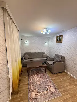 Kirayə verilir 2 otaqlı mənzil 40 m²