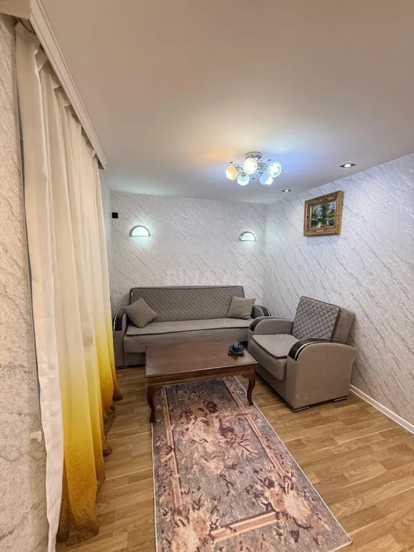Kirayə verilir 2 otaqlı mənzil 40 m²