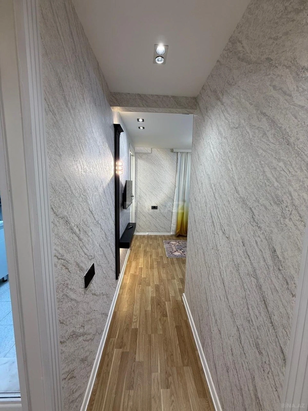 Kirayə verilir 2 otaqlı mənzil 40 m²