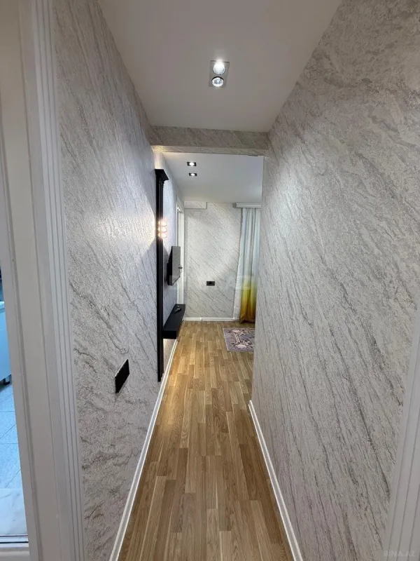 Kirayə verilir 2 otaqlı mənzil 40 m²