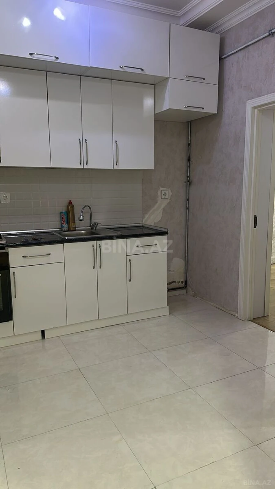 Kirayə verilir 2 otaqlı mənzil 65 m²
