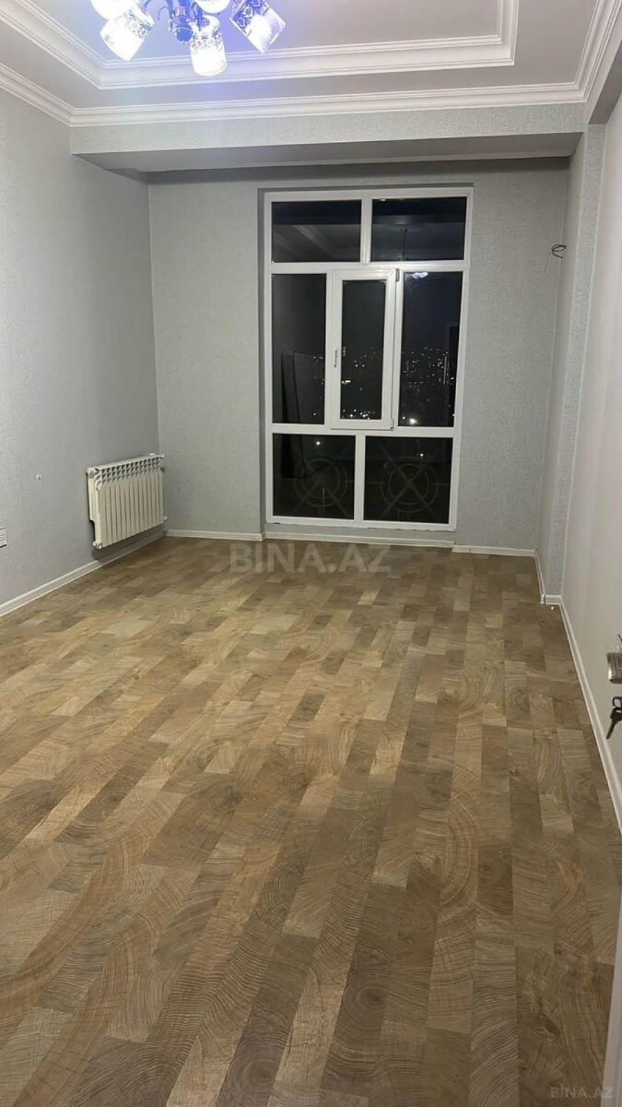 Kirayə verilir 2 otaqlı mənzil 65 m²