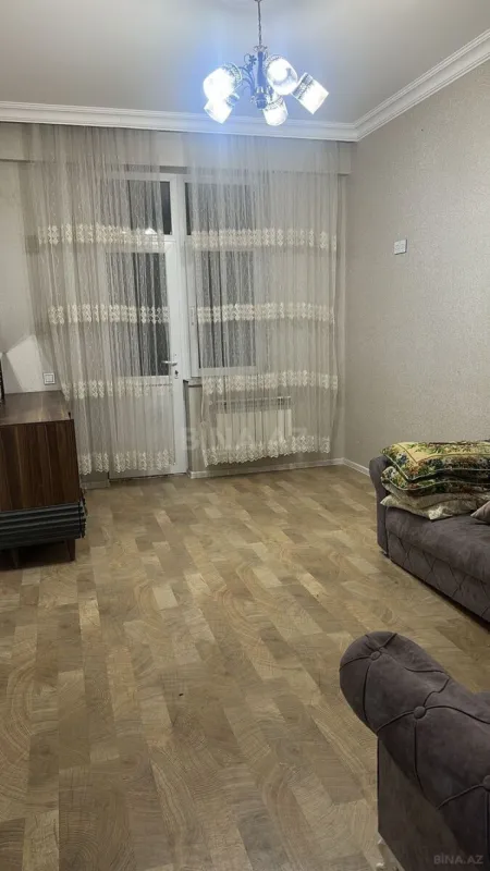 Kirayə verilir 2 otaqlı mənzil 65 m²
