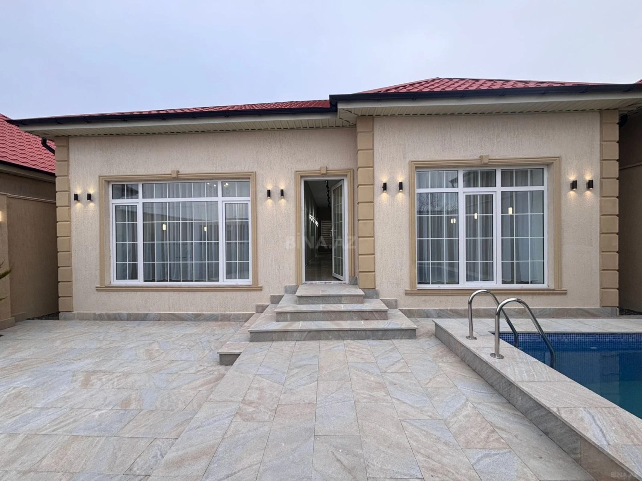 Satılır 4 otaqlı həyət evi 150 m²