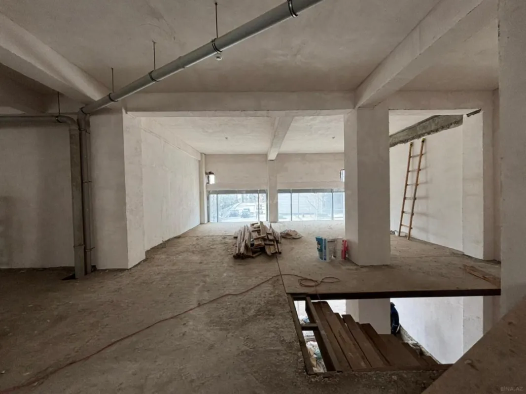 Kirayə verilir obyekt 370 m²