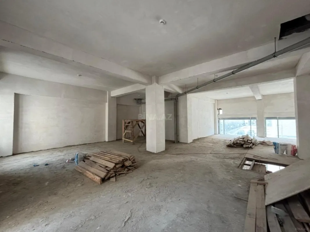 Kirayə verilir obyekt 370 m²