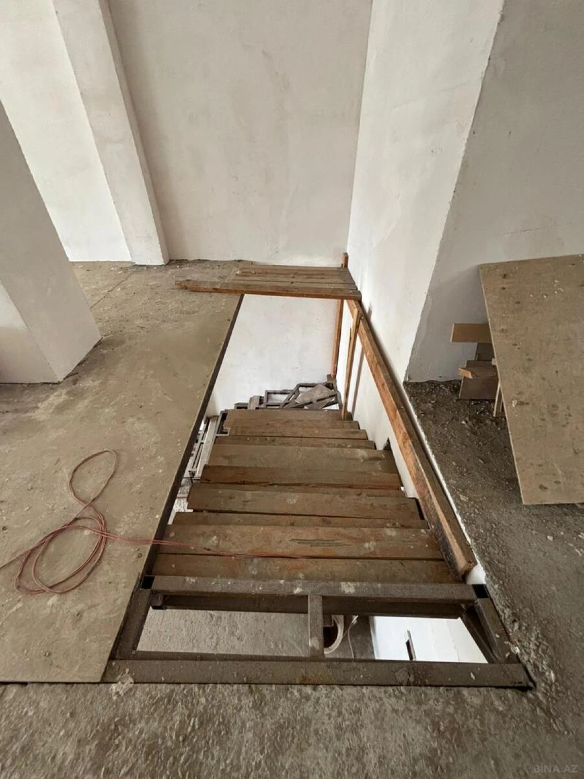 Kirayə verilir obyekt 370 m²