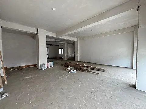 Kirayə verilir obyekt 370 m²
