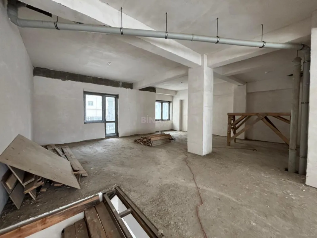Kirayə verilir obyekt 370 m²