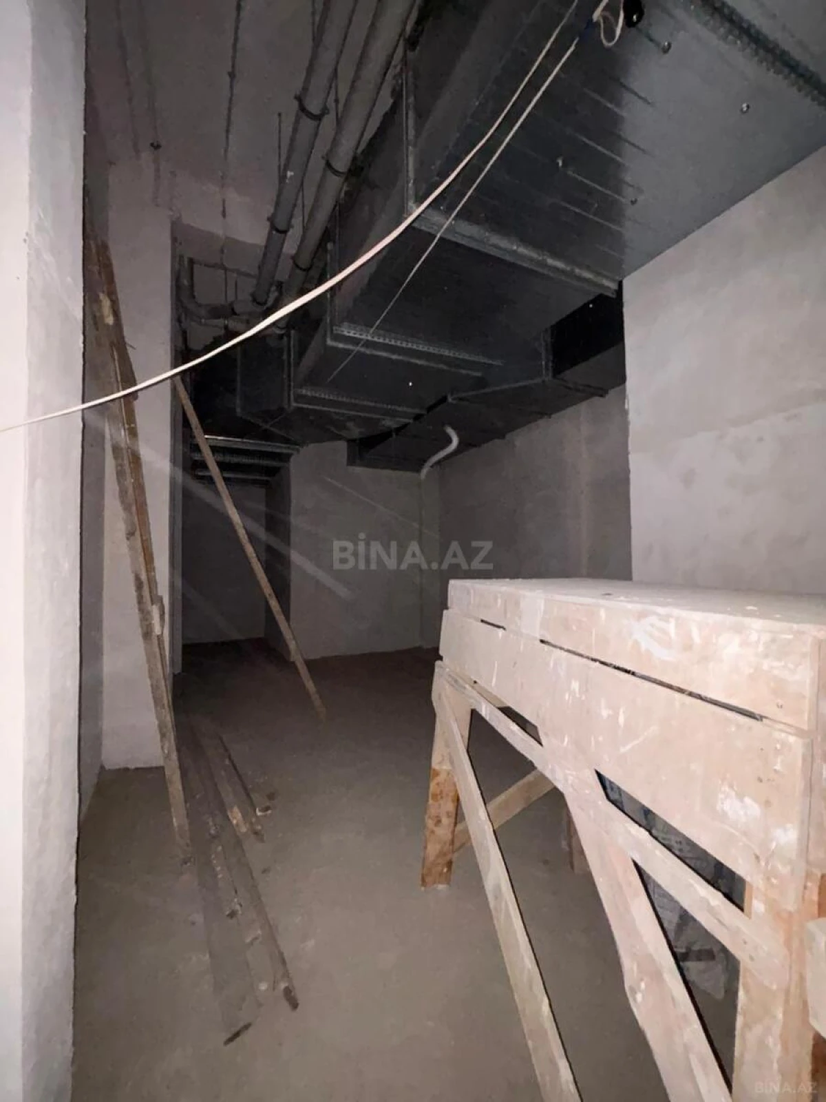 Kirayə verilir obyekt 370 m²