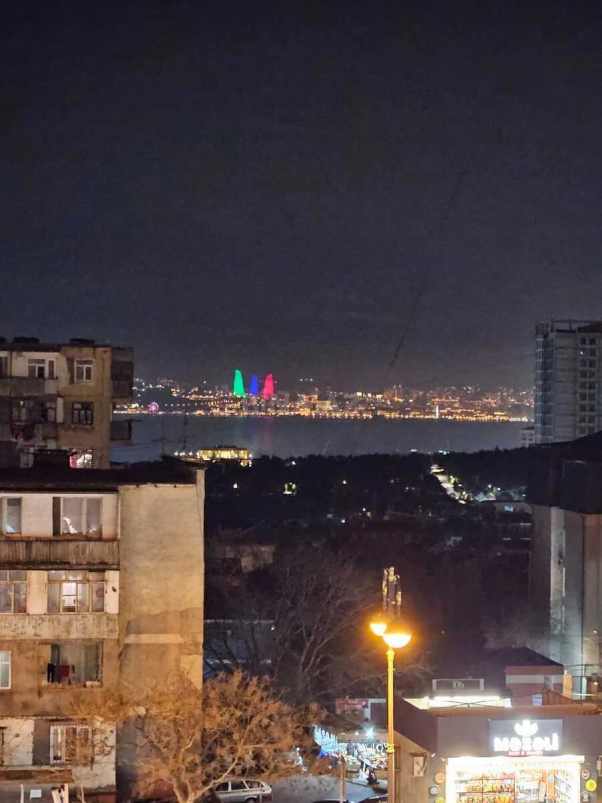 Satılır 2 otaqlı mənzil 60 m²