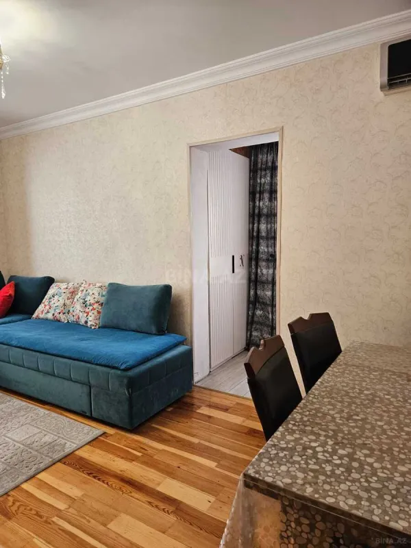 Satılır 2 otaqlı mənzil 60 m²