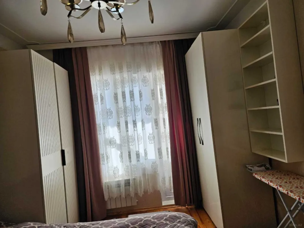 Satılır 2 otaqlı mənzil 60 m²