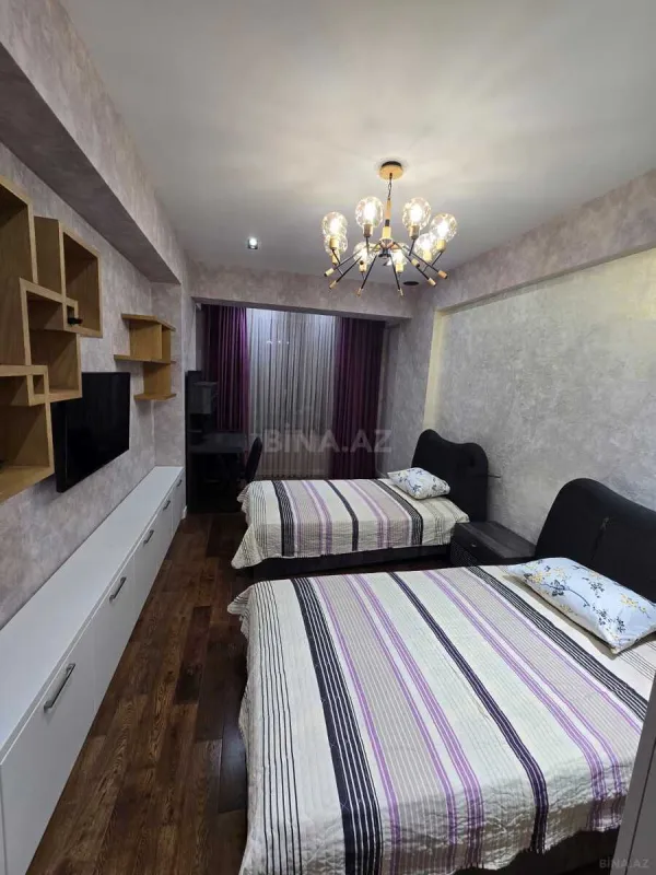 Kirayə verilir 3 otaqlı mənzil 150 m²
