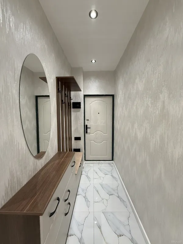 Satılır 2 otaqlı mənzil 45 m²