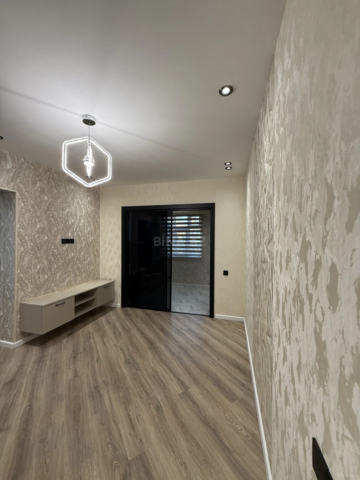 Satılır 2 otaqlı mənzil 45 m²