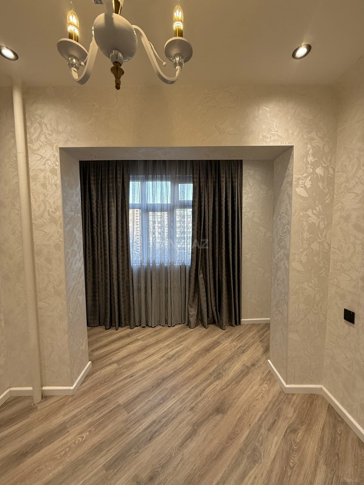 Satılır 2 otaqlı mənzil 45 m²