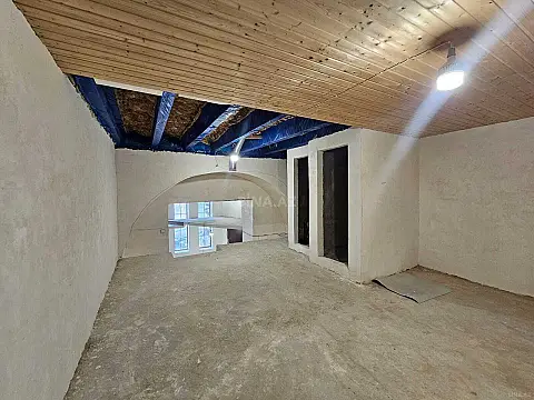 Satılır obyekt 110 m²