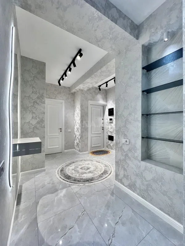 Satılır 3 otaqlı mənzil 125 m²