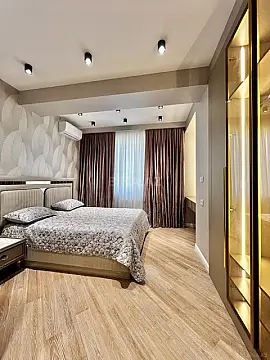 Satılır 3 otaqlı mənzil 125 m²