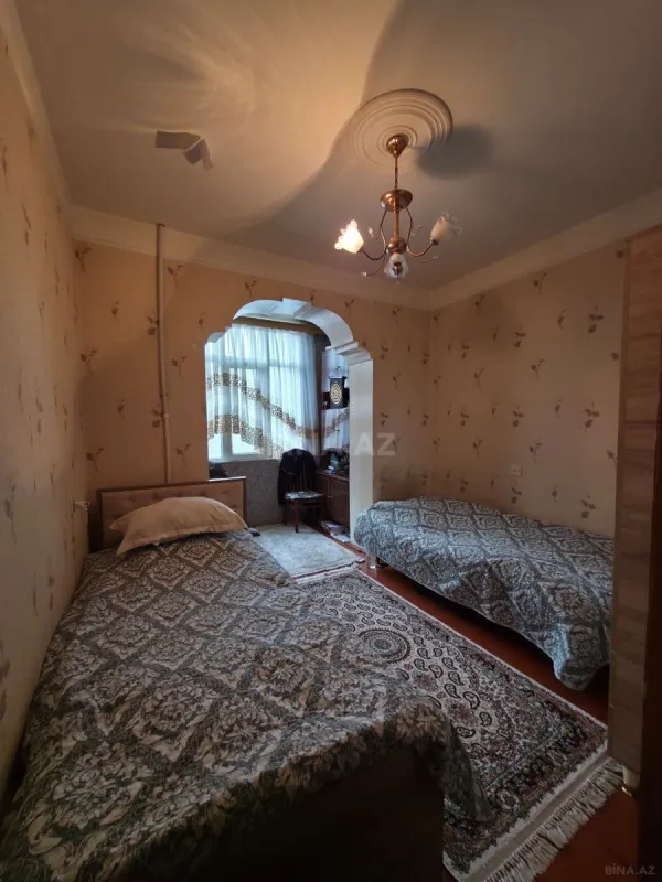 Satılır 6 otaqlı mənzil 123 m²