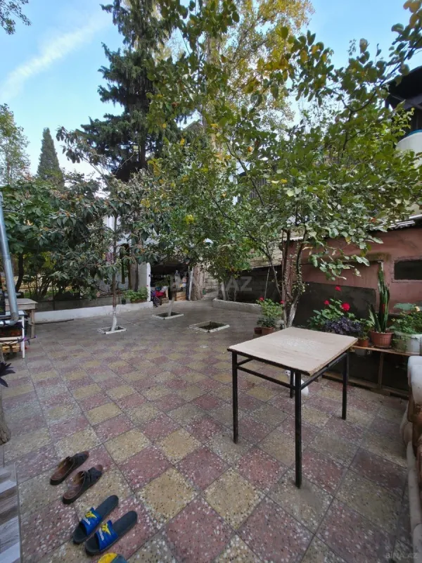 Satılır 6 otaqlı mənzil 123 m²