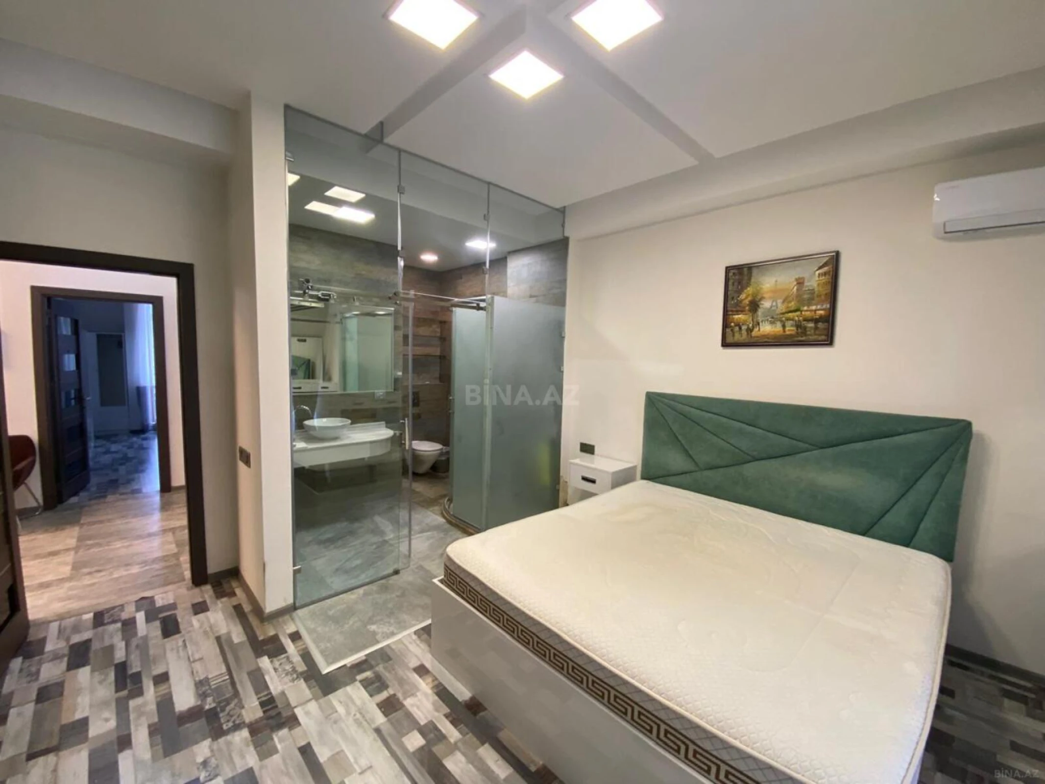 Kirayə verilir 3 otaqlı mənzil 124 m²
