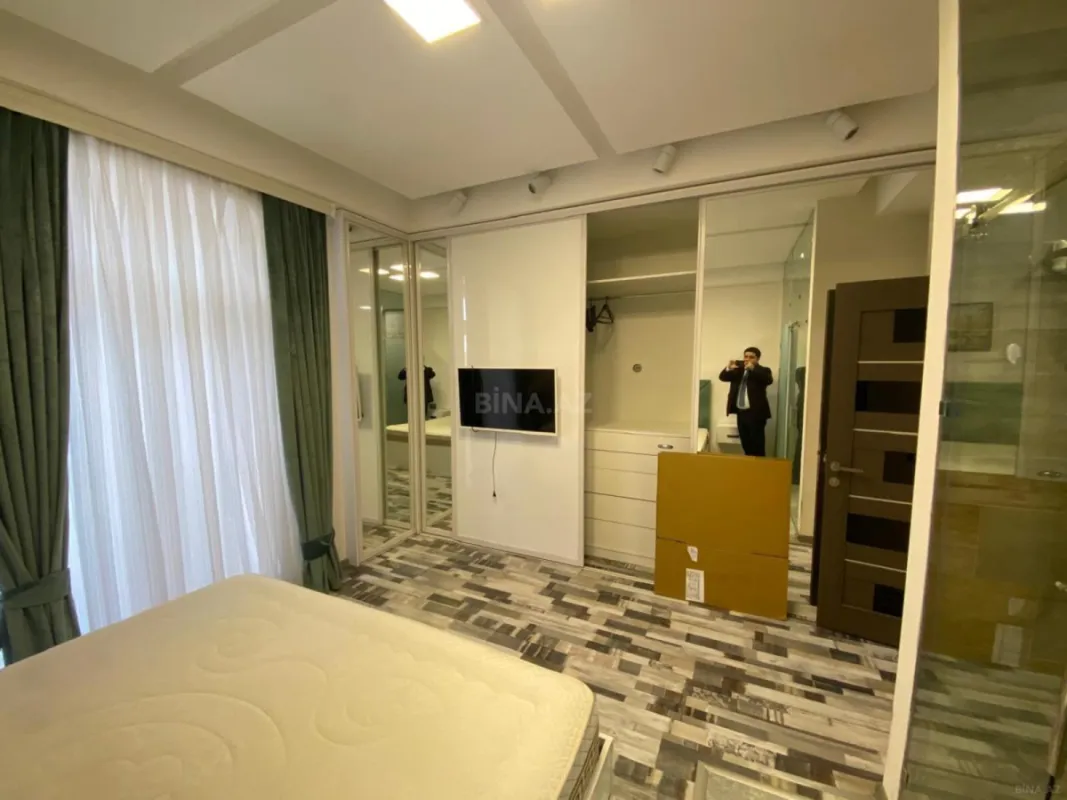 Kirayə verilir 3 otaqlı mənzil 124 m²