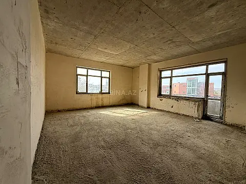 Satılır 3 otaqlı mənzil 141 m²