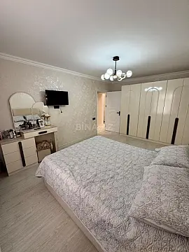 Satılır 3 otaqlı mənzil 70 m²