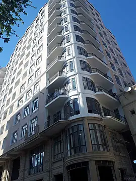 Satılır 3 otaqlı mənzil 90 m² — Bakı 3 otaq 90.00 m²