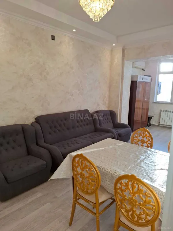 Kirayə verilir 2 otaqlı mənzil 52 m²