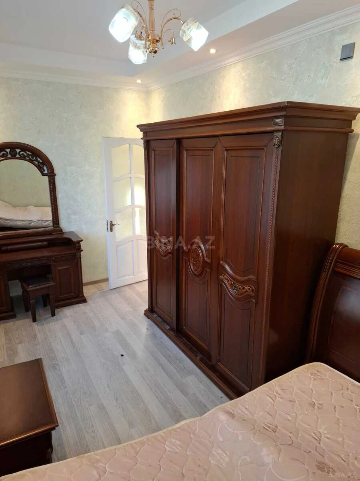 Kirayə verilir 2 otaqlı mənzil 52 m²