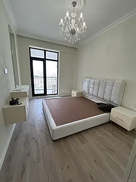 Satılır 2 otaqlı mənzil 66 m²