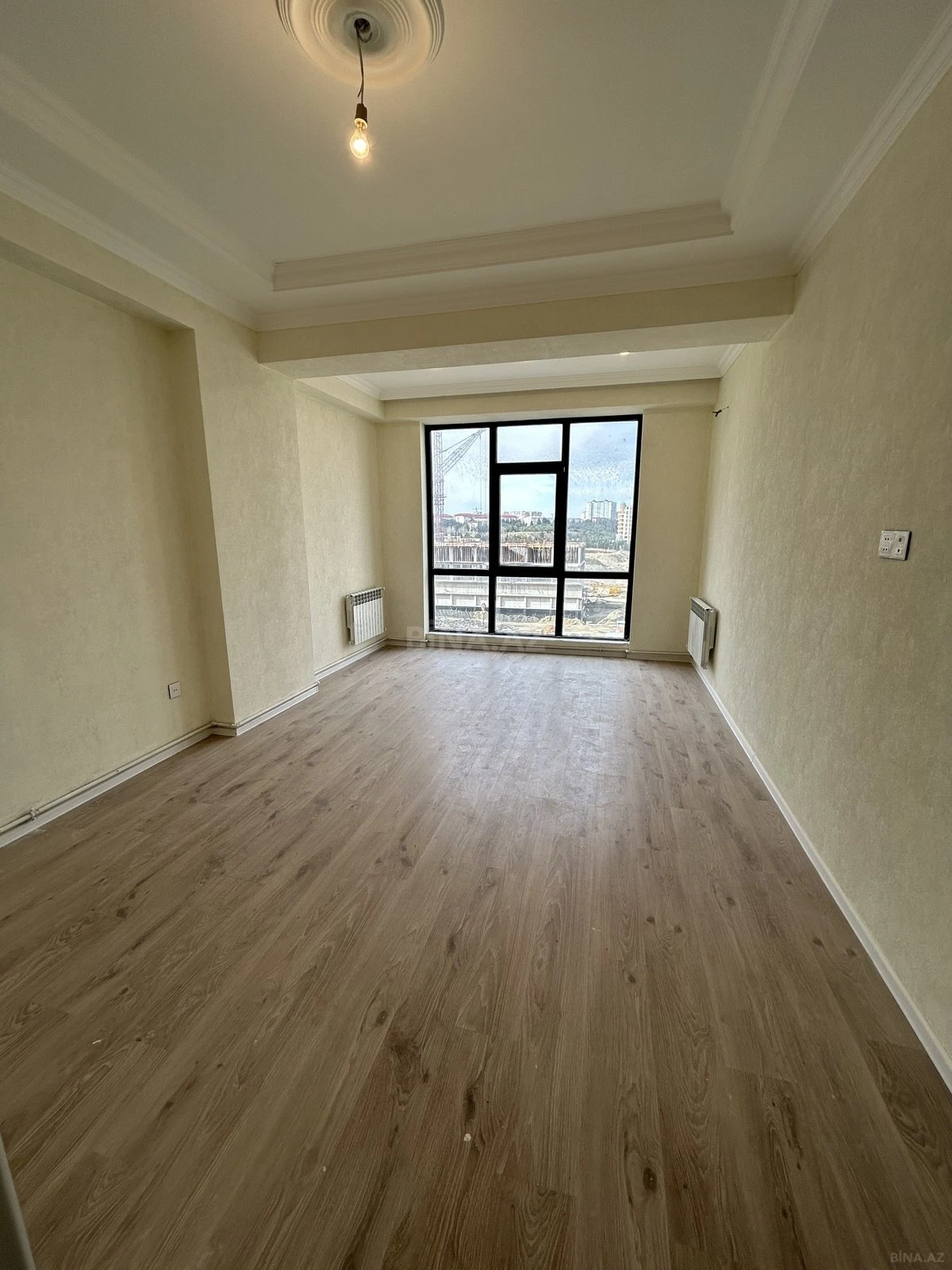 Satılır 2 otaqlı mənzil 66 m²