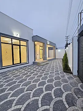 Satılır 4 otaqlı həyət evi 130 m²
