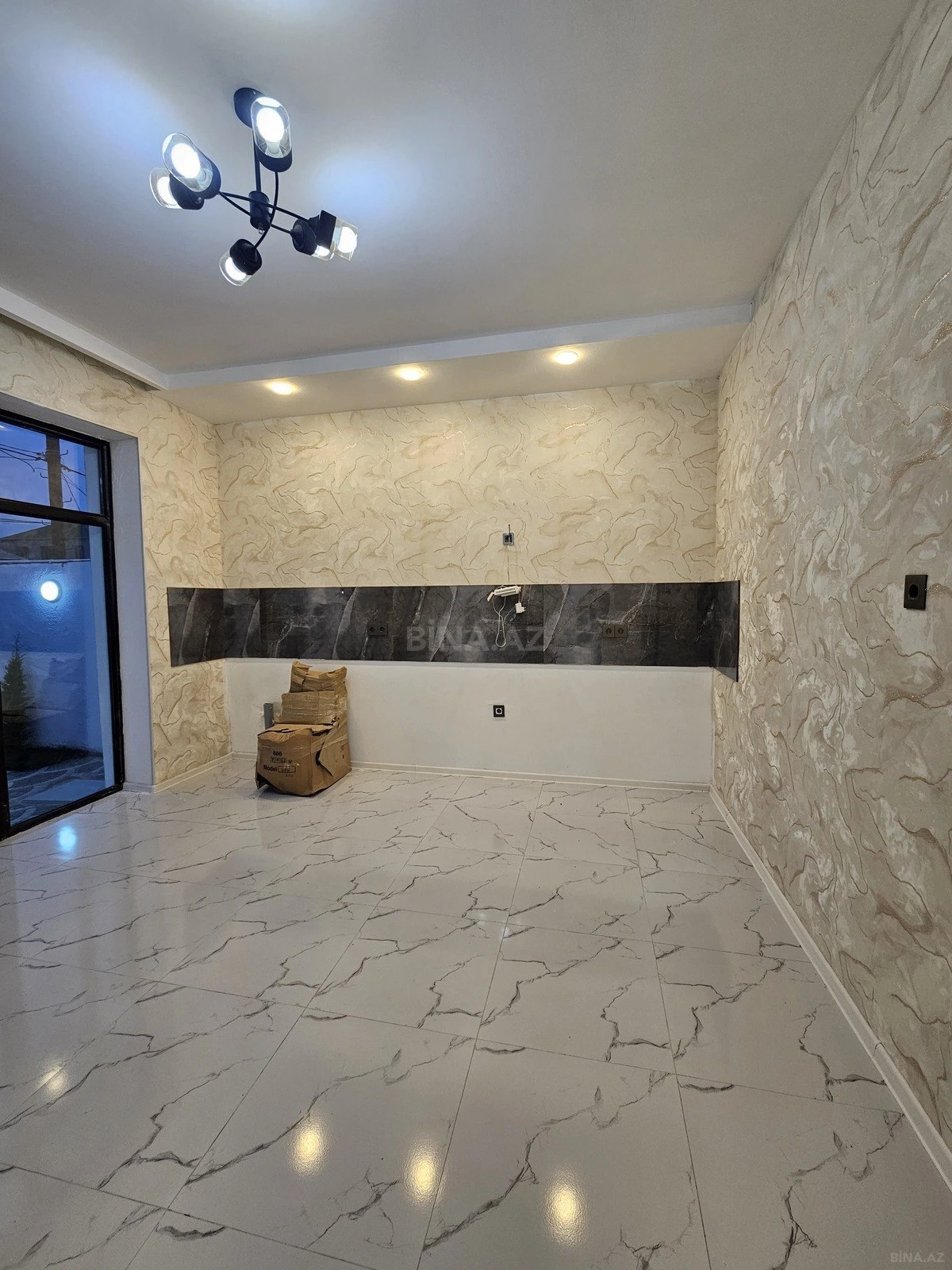 Satılır 4 otaqlı həyət evi 130 m²