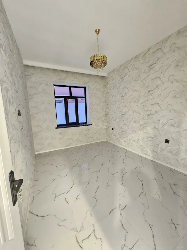 Satılır 4 otaqlı həyət evi 130 m²