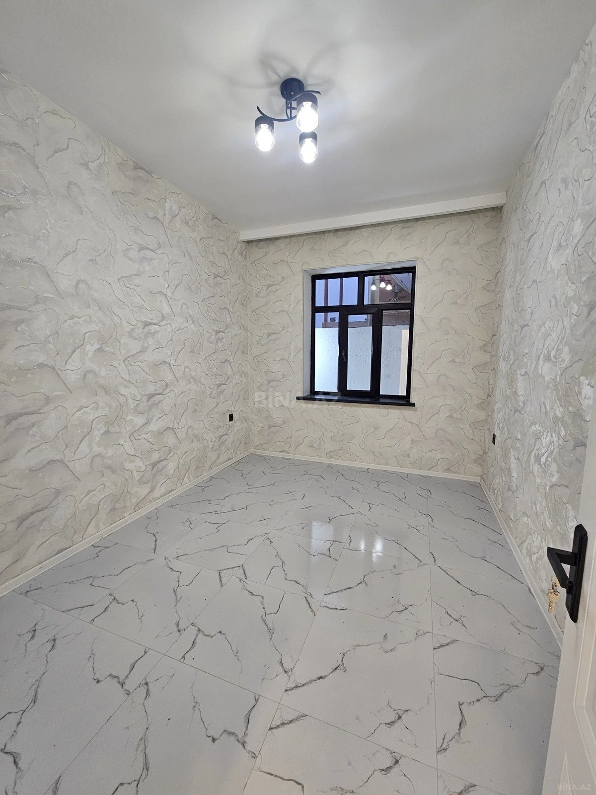 Satılır 4 otaqlı həyət evi 130 m²