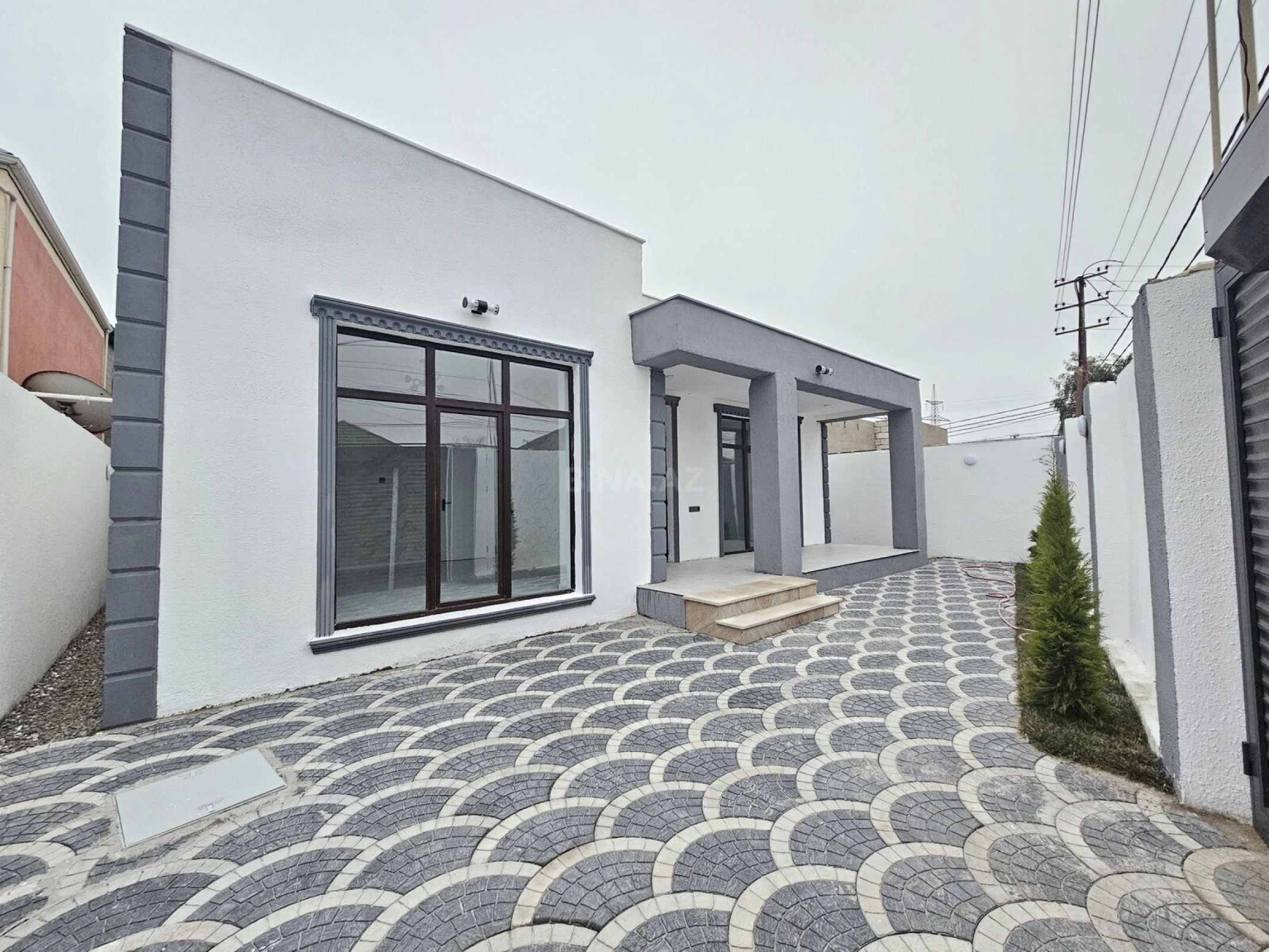Satılır 4 otaqlı həyət evi 130 m²